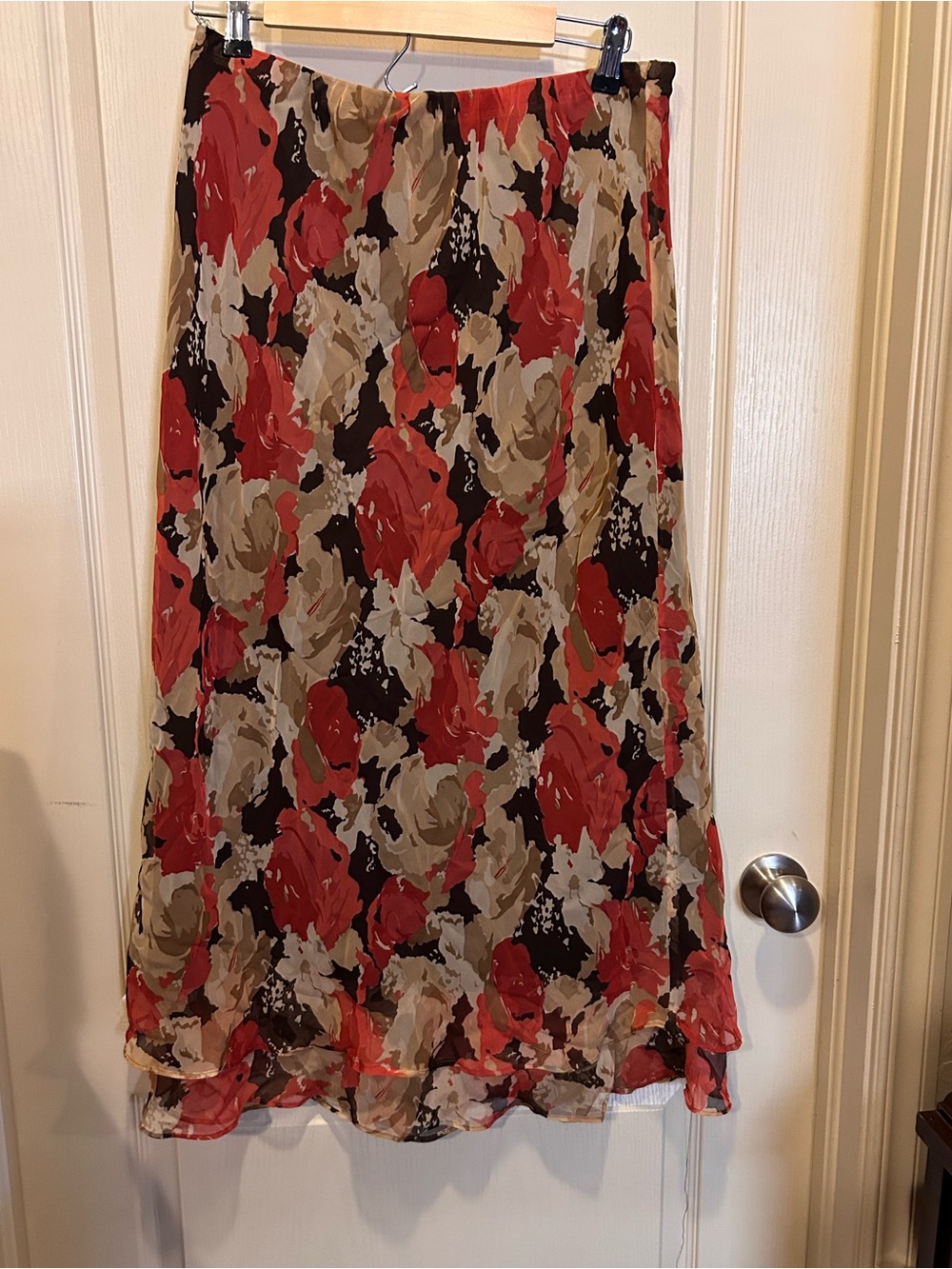 Cato size 14/16 Floral Red & Beige A-Line Women’s Skirt